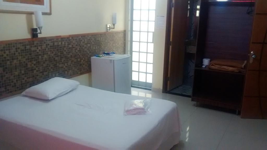 Hotel Dois Candangos Nucleo Bandeirante Room photo